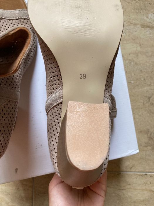 Дамски обувки от велур