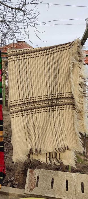 Ръчно тъкани изделия
