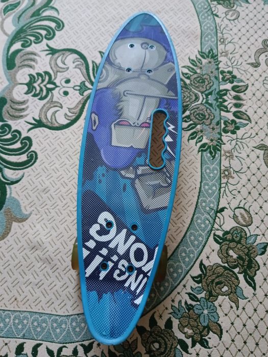 Скейтборд с защитой