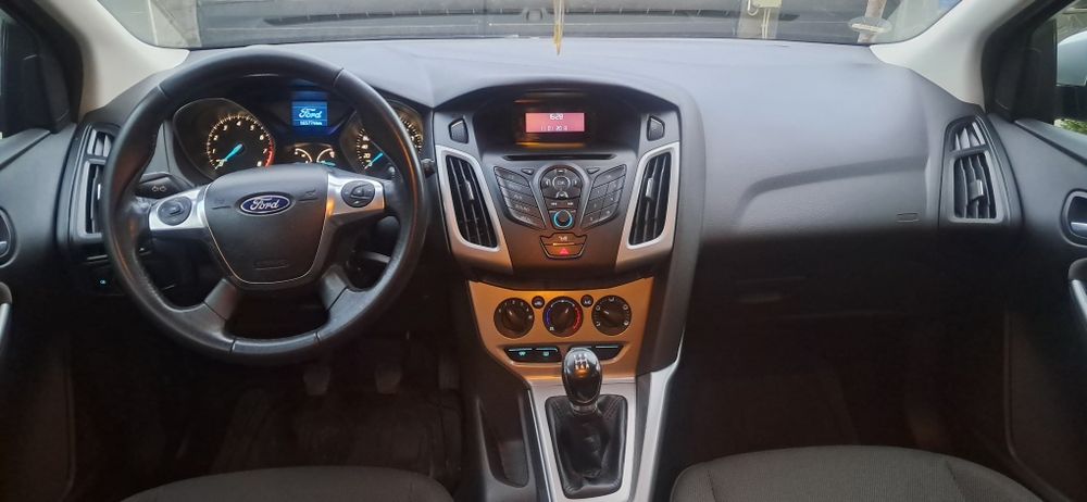 Ford focus 1.0, 165000km, istoric, hatchback