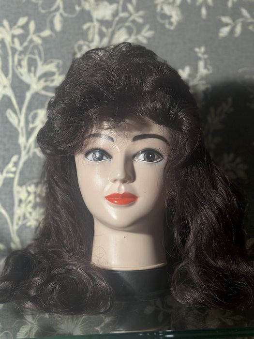 Парики и шиньоны