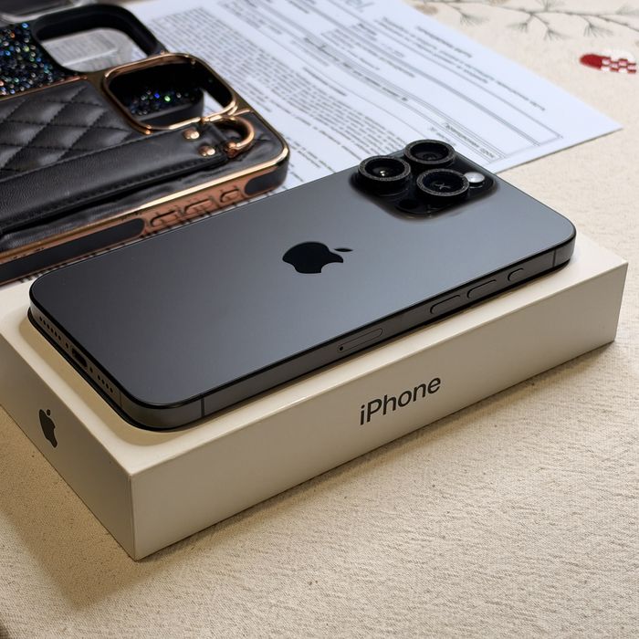 iPhone 15 Pro Max 256GB Black гаранционен до 2028