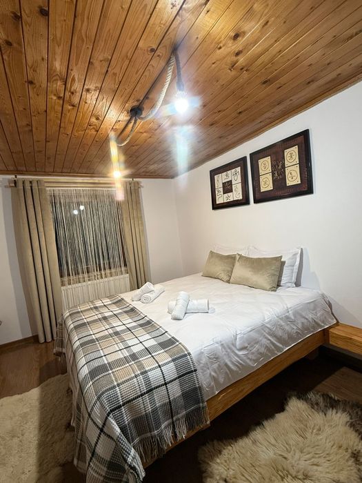 Cabana "Bârlogul ursilor" /TOPLITA 900 lei pe noapte