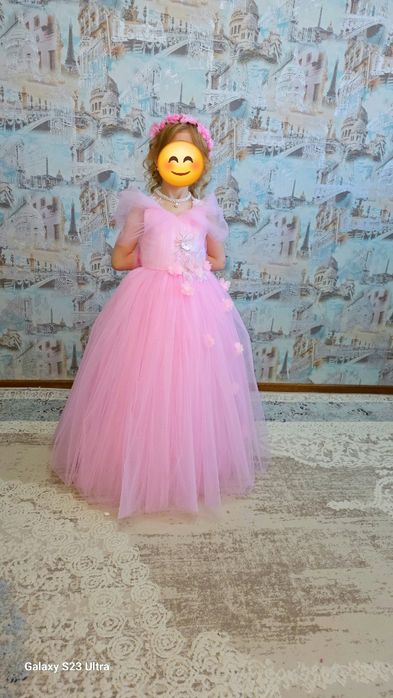 Продам платье на девочку