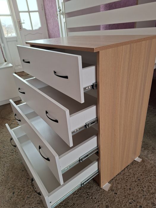 Комод новый, ламинат