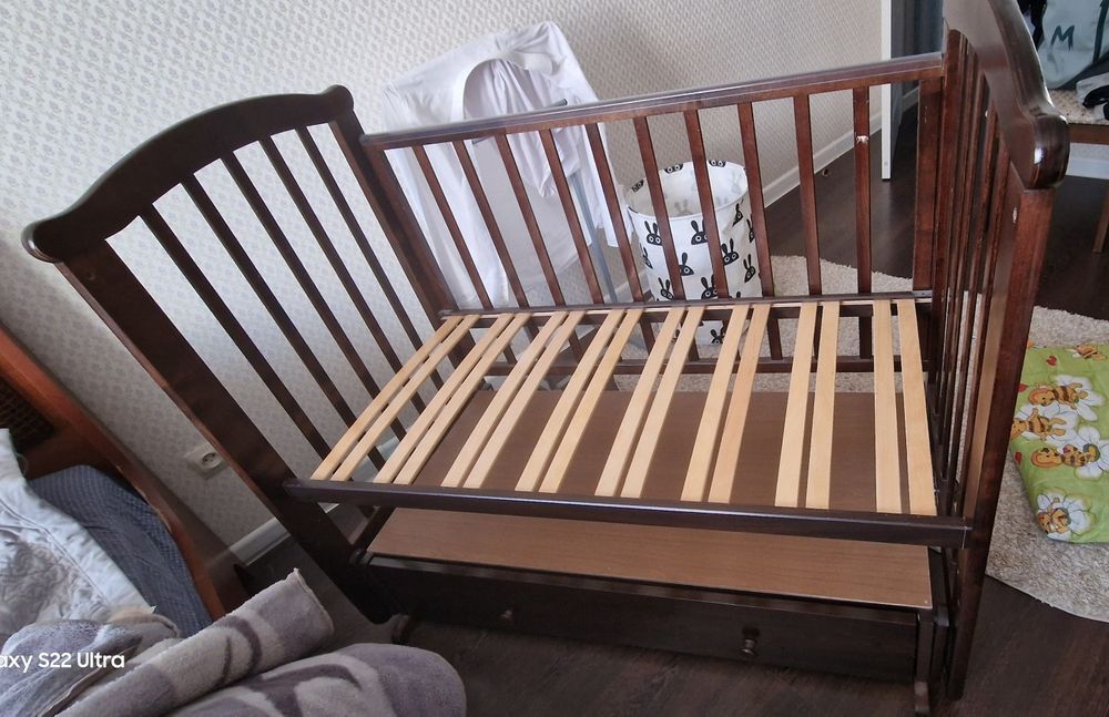 Продам детскую манеж