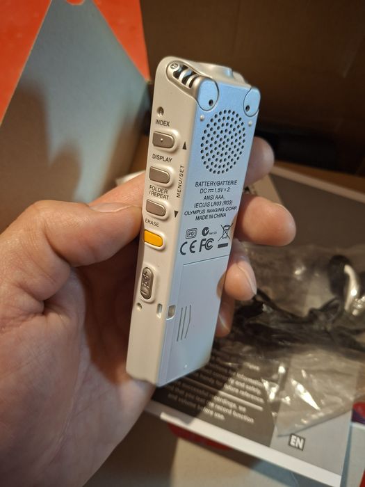 Диктофон Olympus DS-20