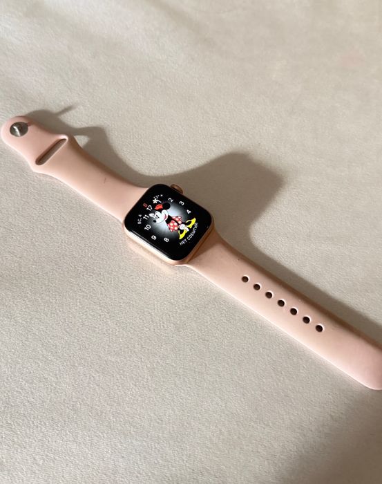 Apple watch S6 40 мм