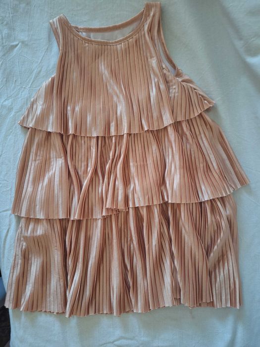 Детска розово-златиста рокля