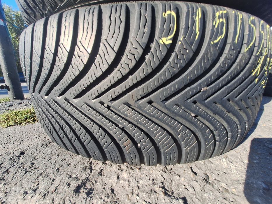 2 anvelope iarna 215/55r17 Michelin Montaj Gratis