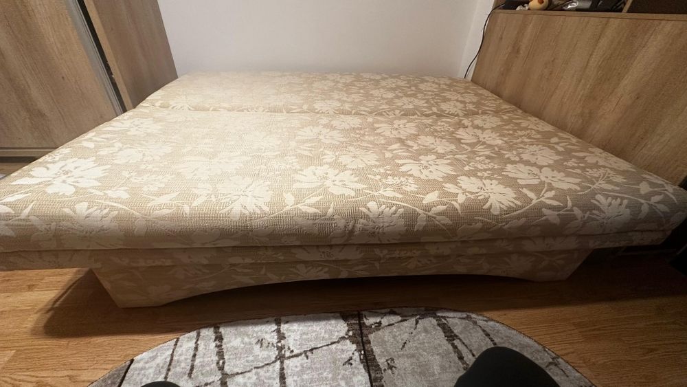 Canapea extensibilă 200x180, cu ladă depozitare