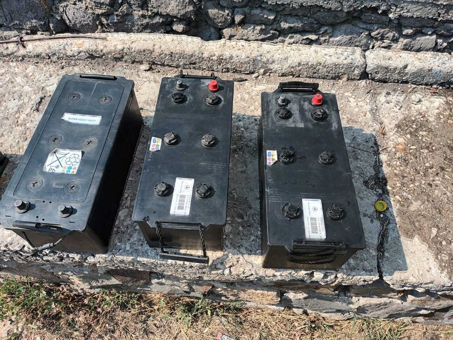 Акумулатор за камион