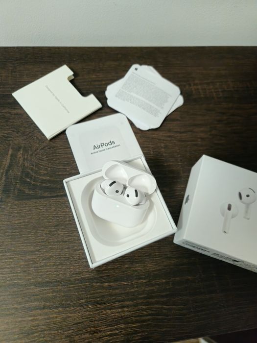 AirPods 4 ANC (2025)