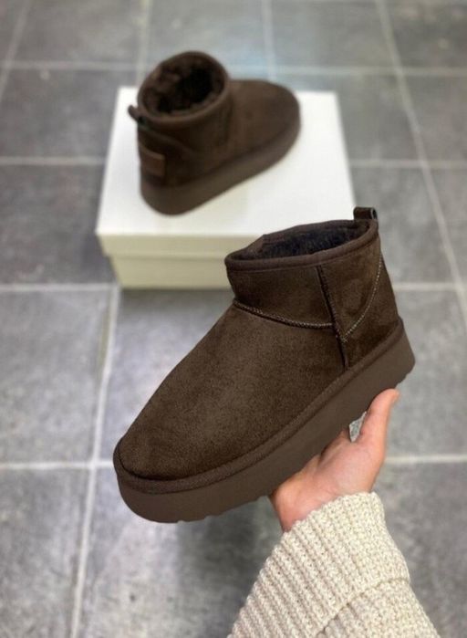Дамски зимни боти UGG
