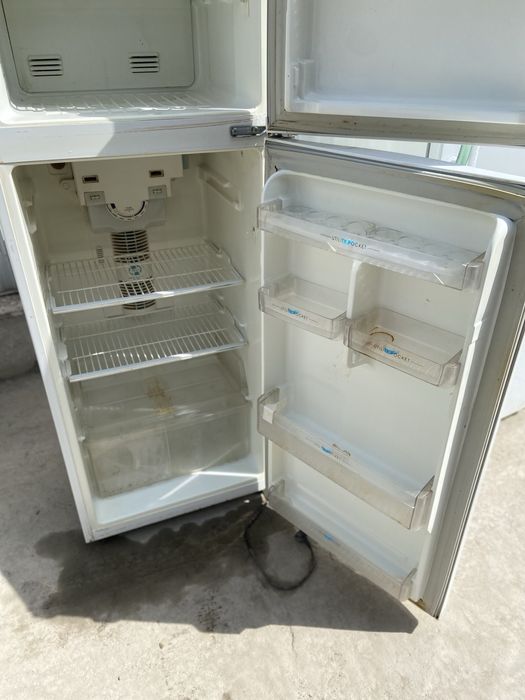 Холодильник бу доставка есть