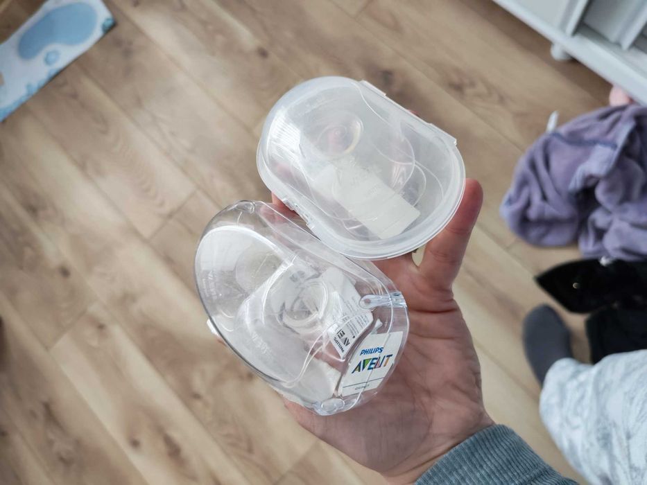 Philips AVENT Protecție mameloane small 2 buc + carcasă de sterilizare