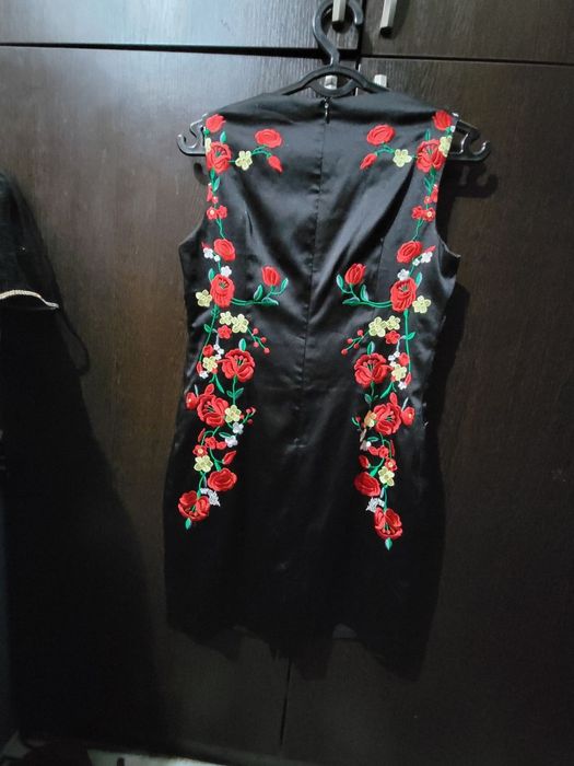 Продаются платья