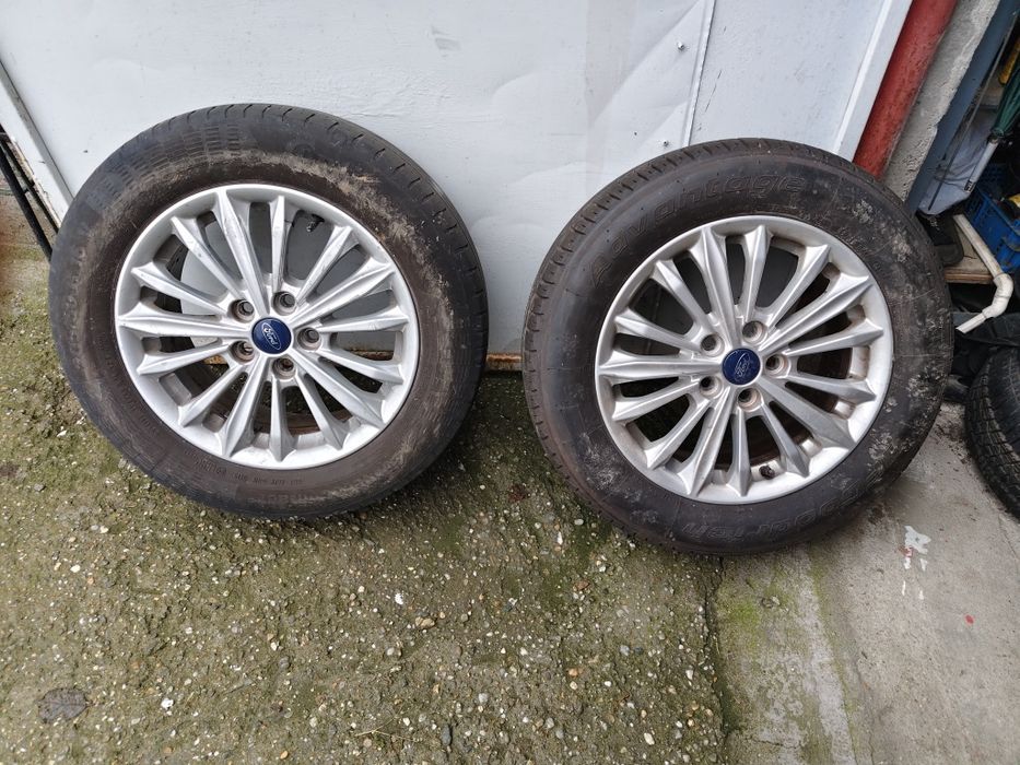 Vând Jante FORD R16