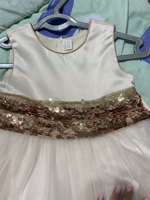 Детское платье..