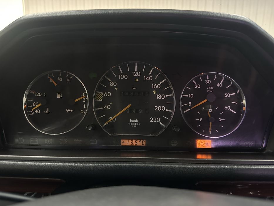 Продам мерседес мерседес e-class