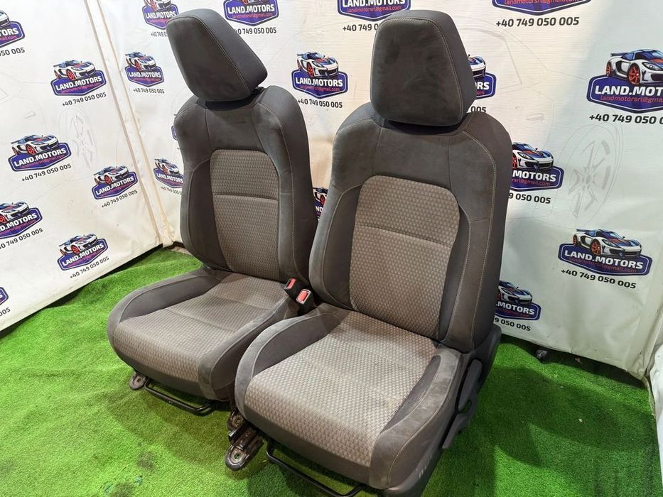INTERIOR TEXTIL / SCAUNE + BANCHETE TOYOTA AURIS 1.2 BENZINA 2017 / HATCHBACK 5 USI 2013-2019
