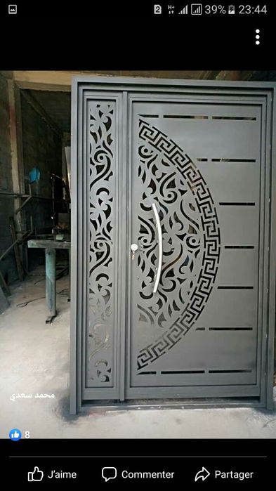 Usa metalica moderna