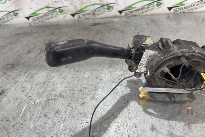 Maneta semnalizare 8L0953513G / 8L0 953 513 G Skoda Fabia 6Y