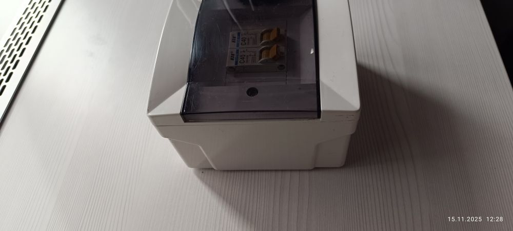 Щит бокс на 4 автомата