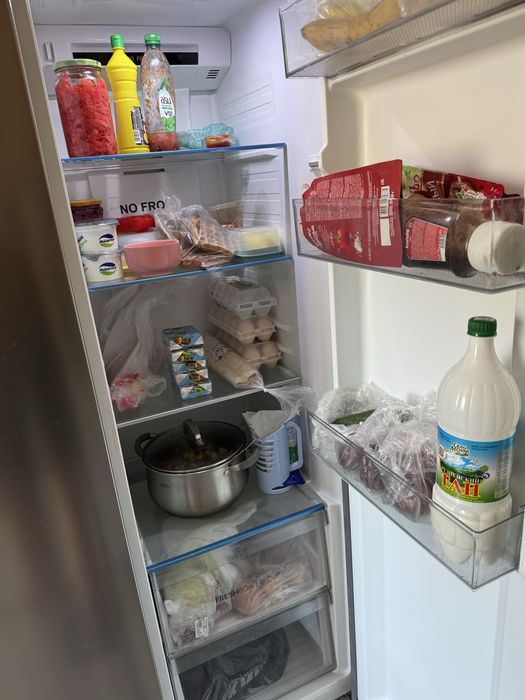 Продам двухдверный холодильник Haeir