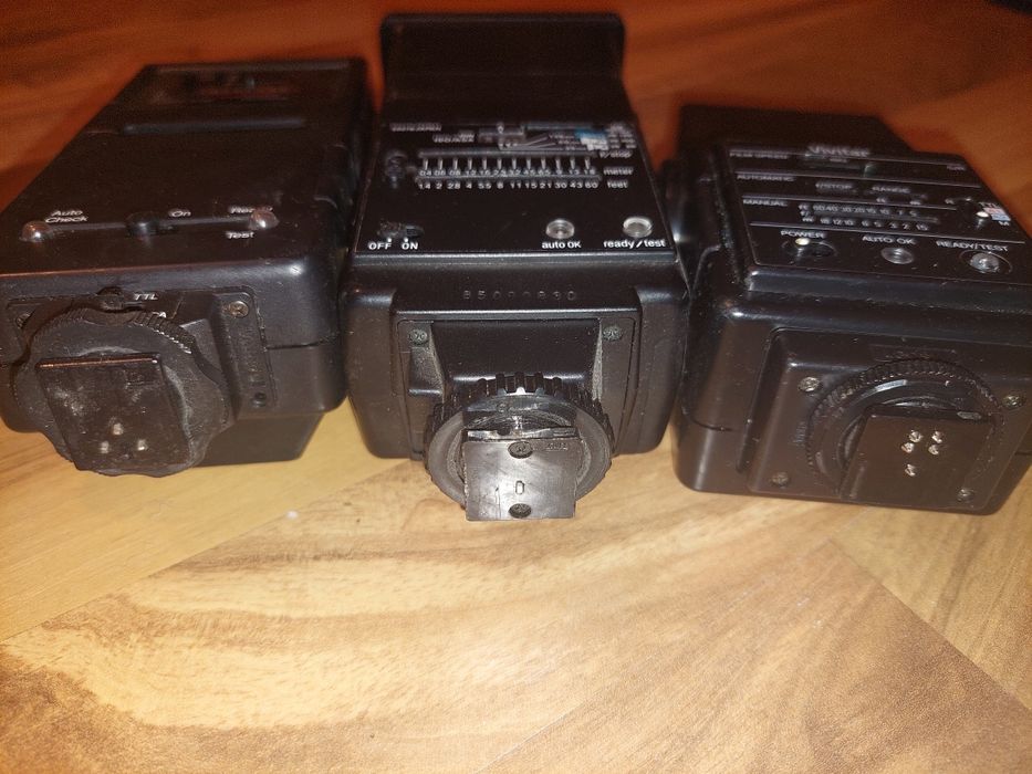 Blit foto,blițuri pentru diverse modele de aparat foto