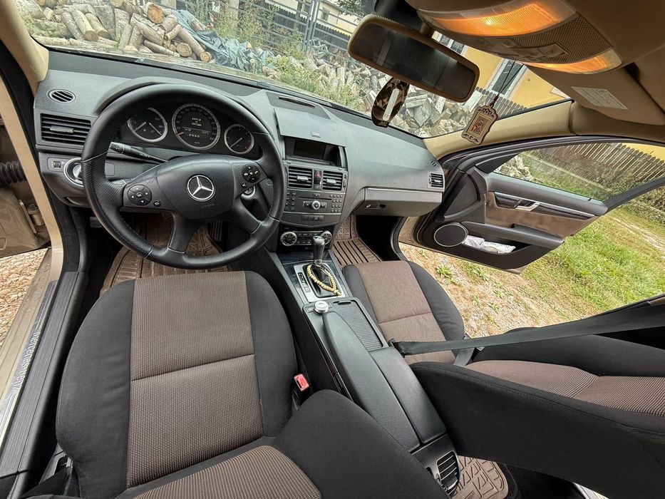 Vând w204 mercedes