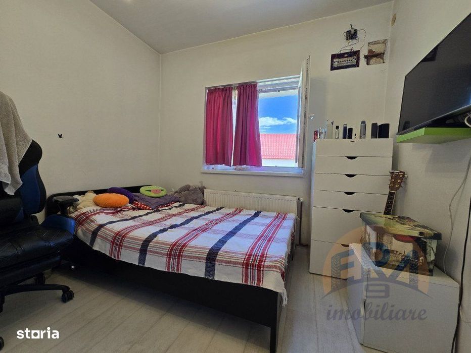 3 Corpuri de cladire | Teren 1.118 mp - Oncea, str. Cantaretului