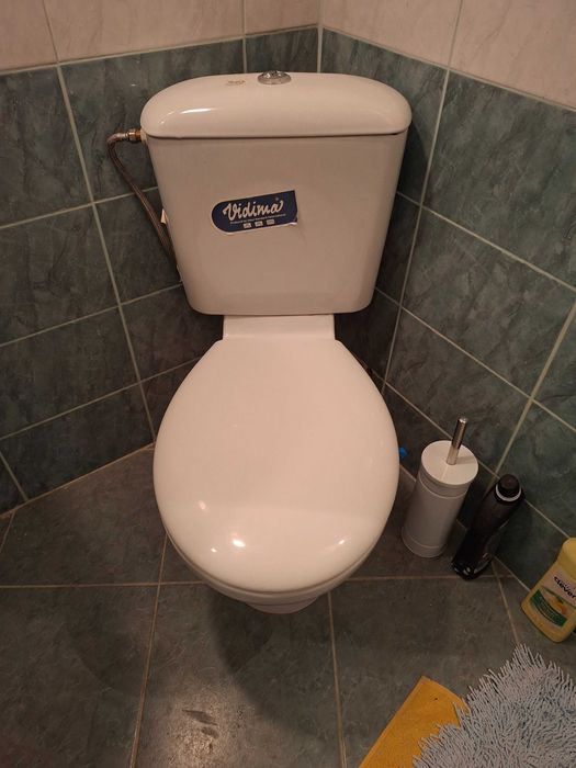 Аксесоари за баня /Огледало /Етажерки / Моноблок