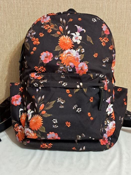 Продам для шопинга и отдыха .