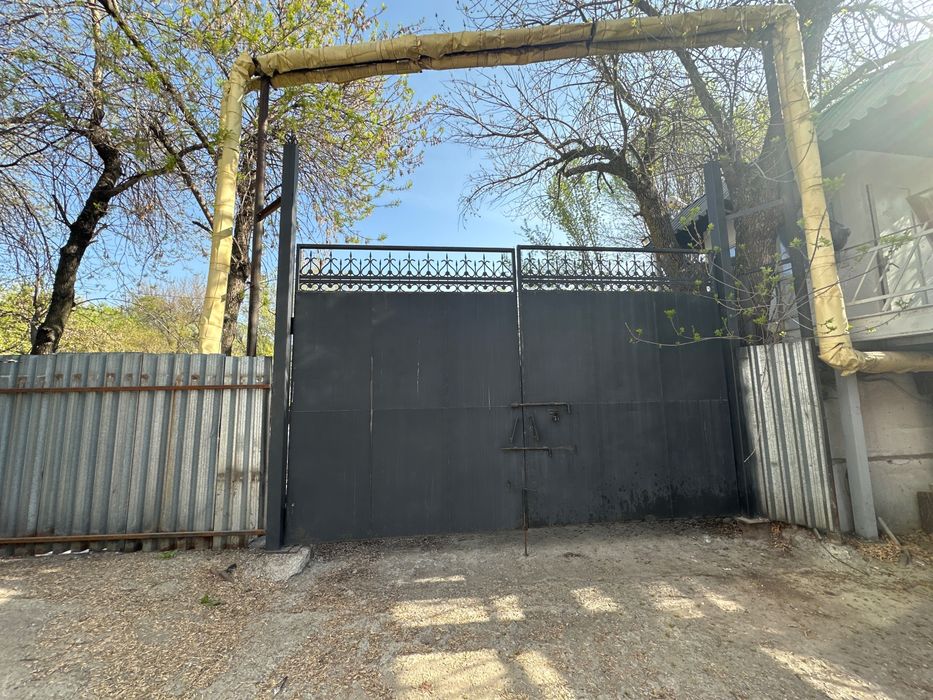 Ворота металлические распашные