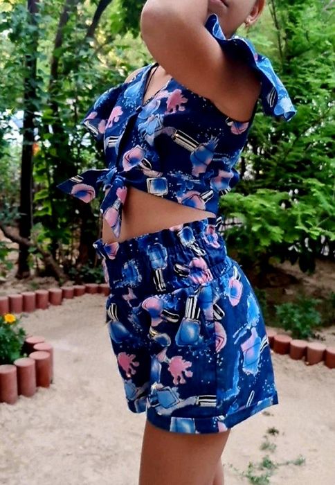 Костюм из лёгкого летнего джинса