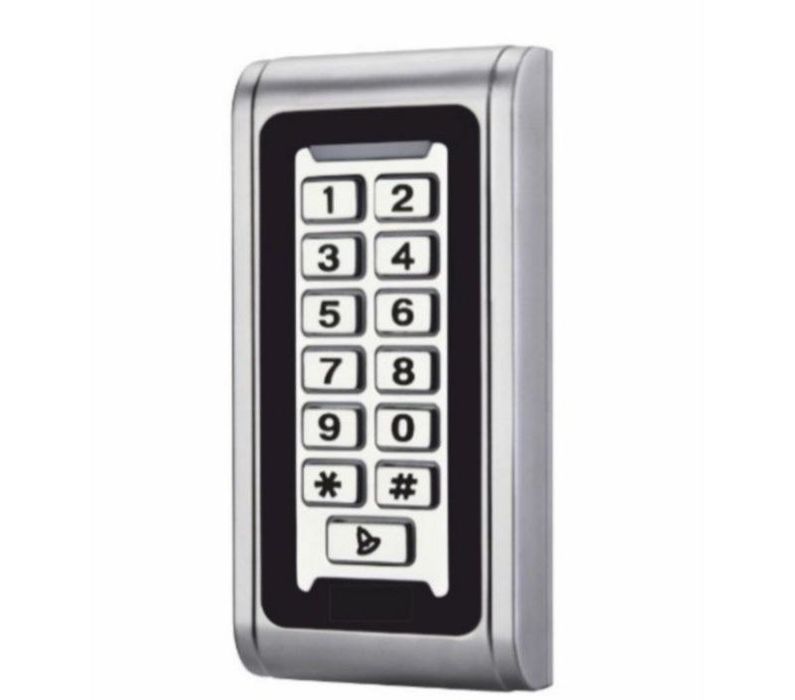 Подъездные металлические двери