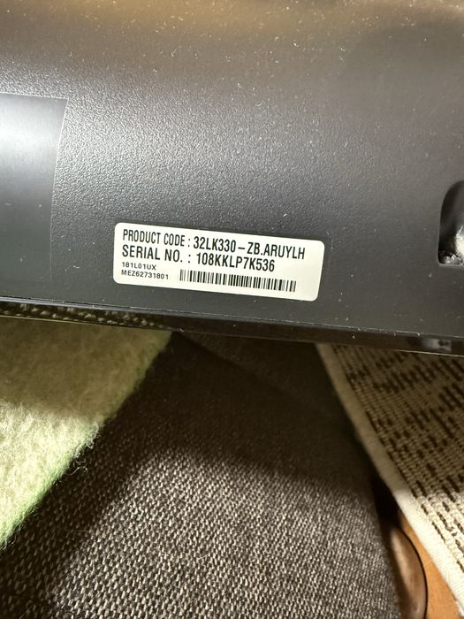 Телевизор без смарт.