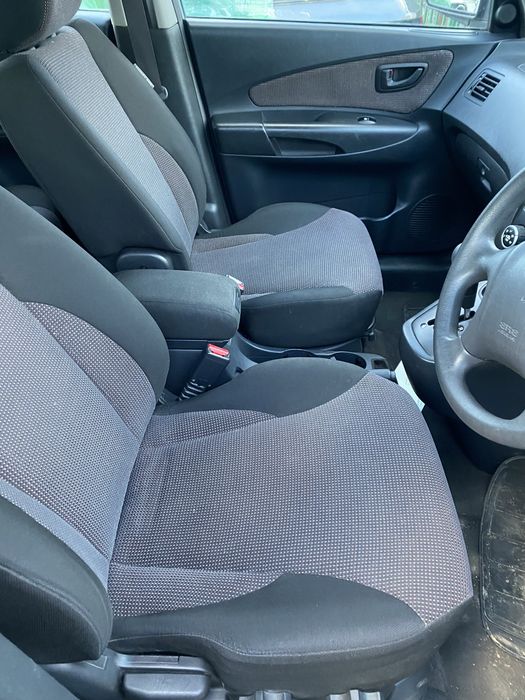 Haion cu lunetă Hyundai Tucson 2007