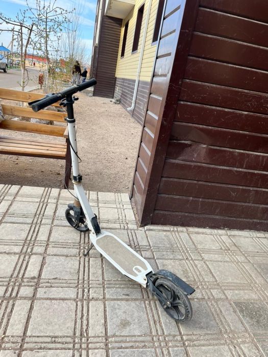 Самокат детский на 8-12 лет