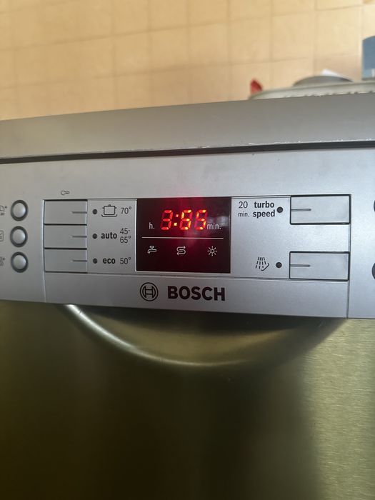 Vand masina de spalat vase Bosh clasa A++ , 60 cm , independenta