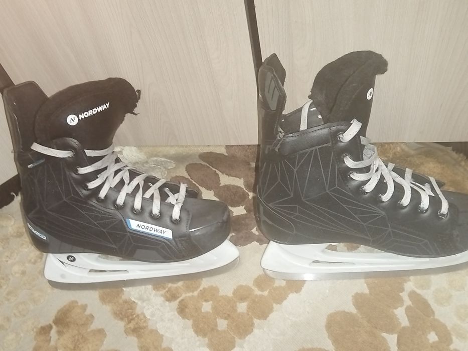 Продам коньки Нордвей 200