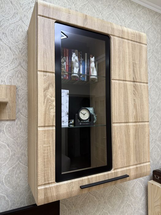 Продам стенку в зал