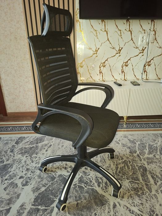 Компьютерный кресло