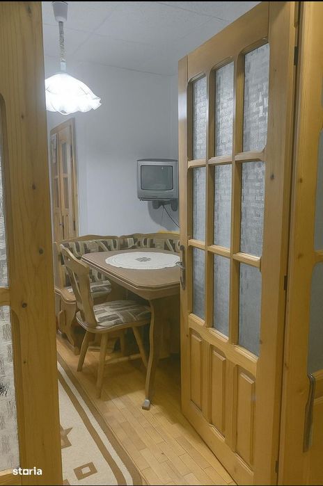 Ideal pentru investitie! Apartament 3 camere, 2 bai, zona Straja — fotografia 3