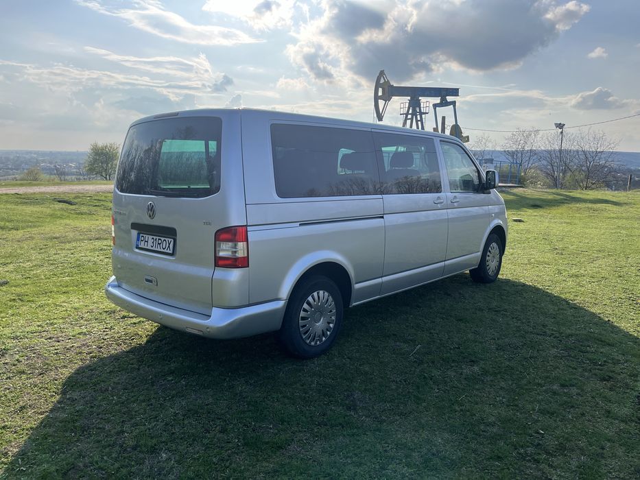 Vw Transporter Caravelle  7+1 2.5 TDI,  2009, 96KW.