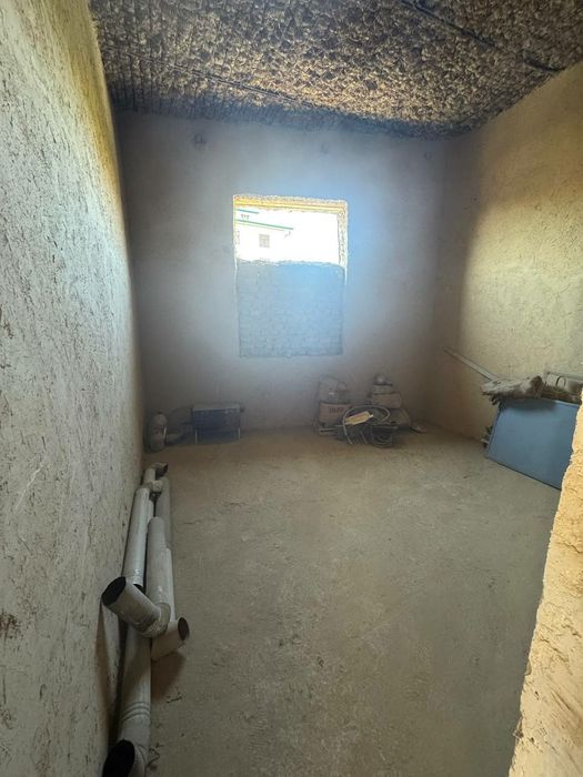 Tramatalogiyada hovli sotiladi