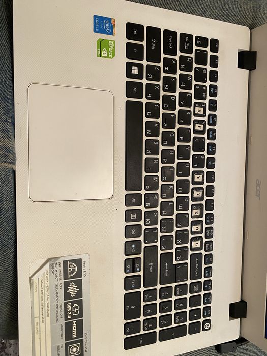 Acer Aspire E15, Intel Core i3, 4 ГБ ОЗУ, ноутбук