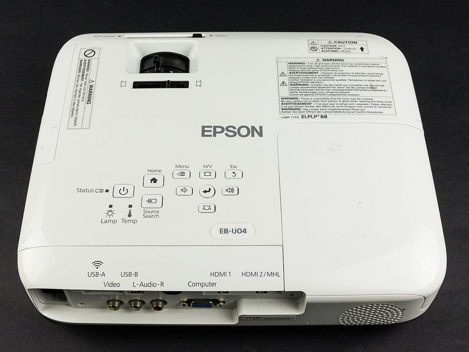 Proiector Epson 3000 Lum