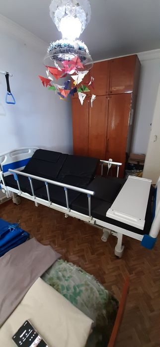 Продаеться многофункциональная электрическая медицинская кровать